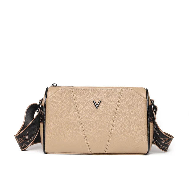 Bolsa Feminina em Couro Legitimo - V