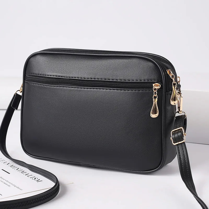 Bolsa Feminina em Couro Legítimo - Coren